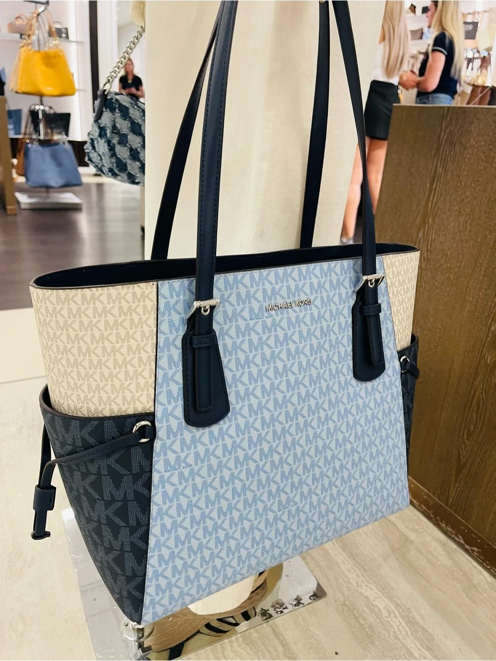 Michael Kors Voyager Large Color-Block Signature Logo Tote   Admiral Multi  NWT
